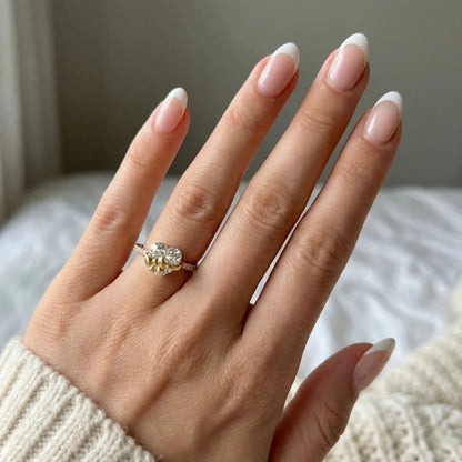 Mit Liebe gebundener Versprechensring