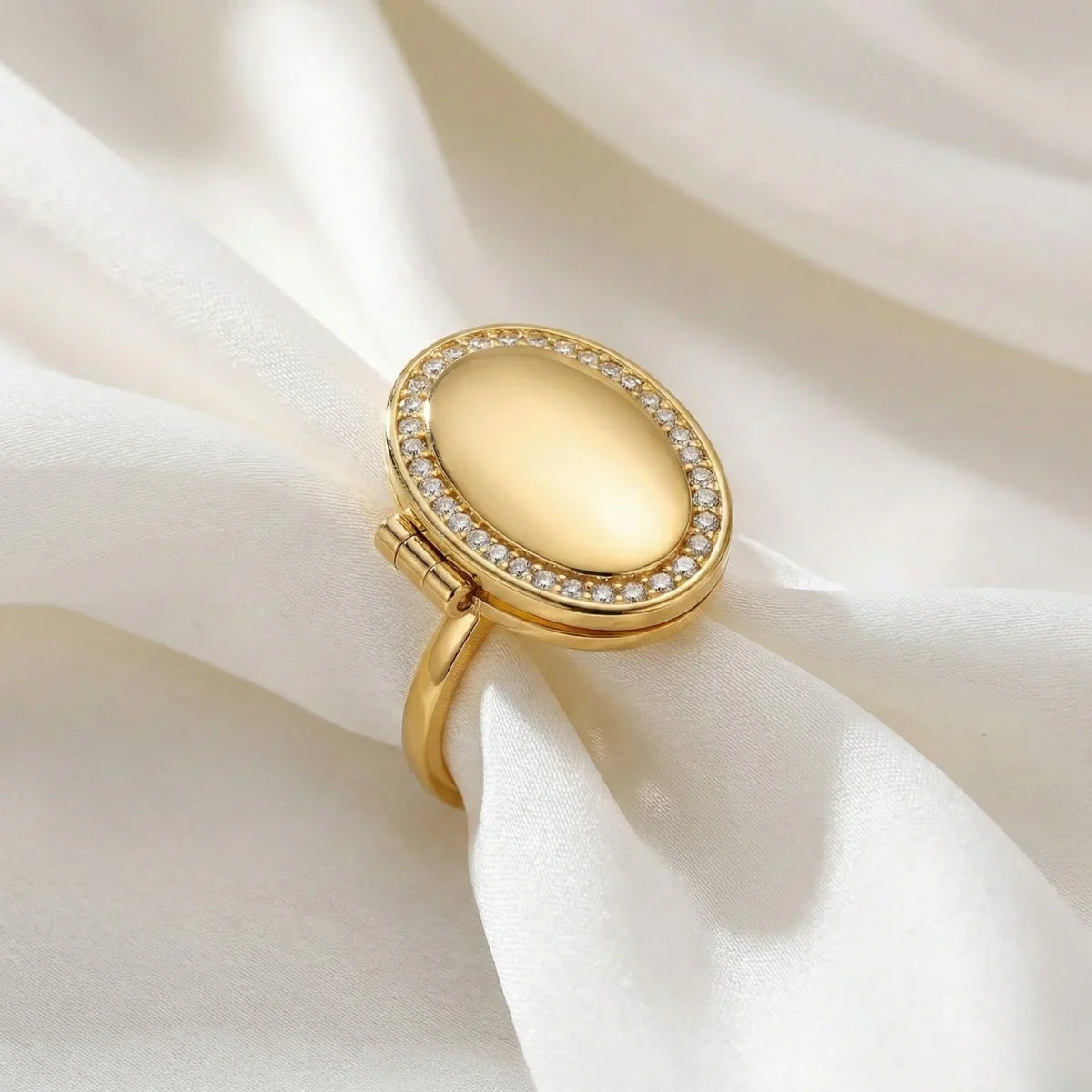 Ovaler Medaillonring
