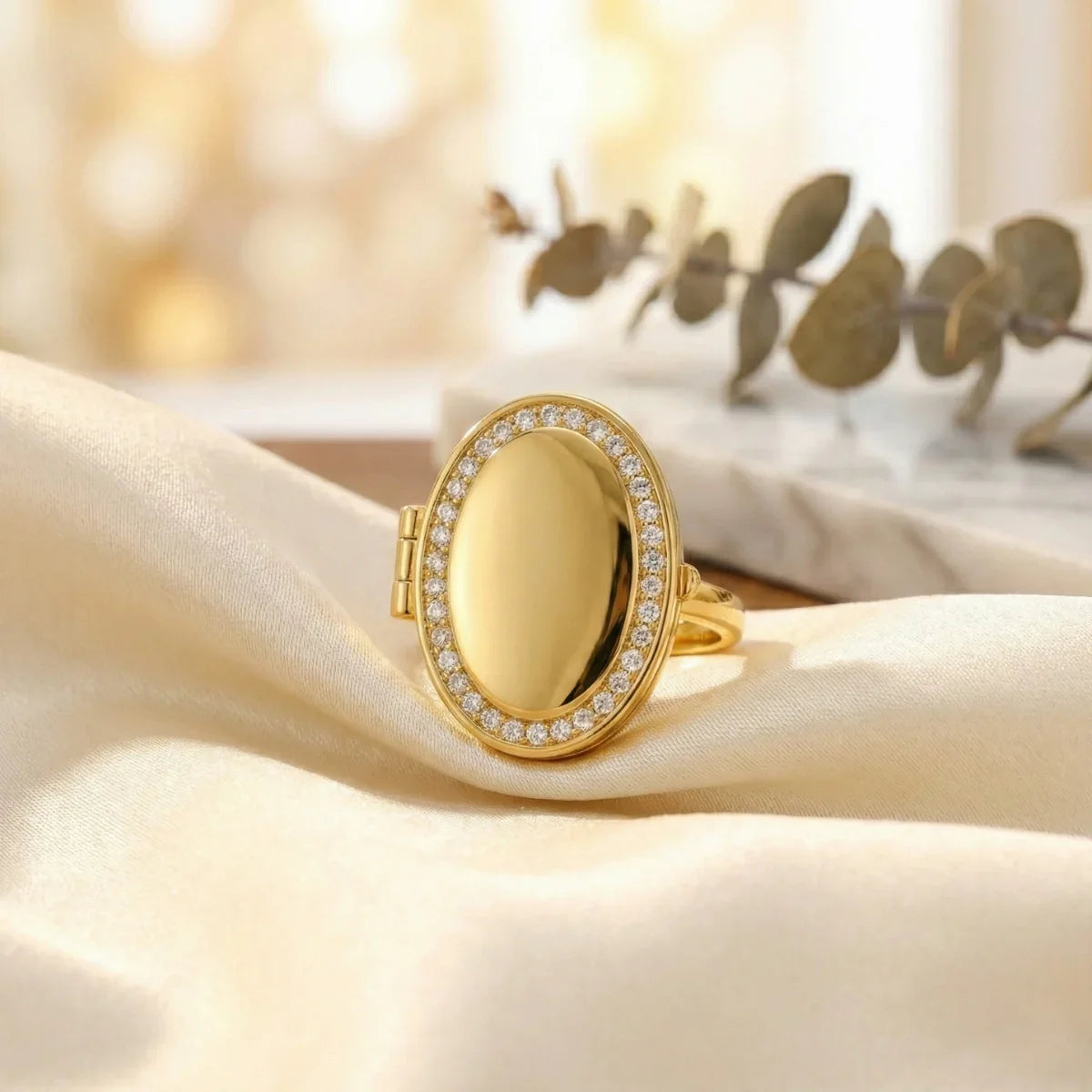 Ovaler Medaillonring